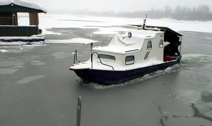 Sava splavi i led 2012